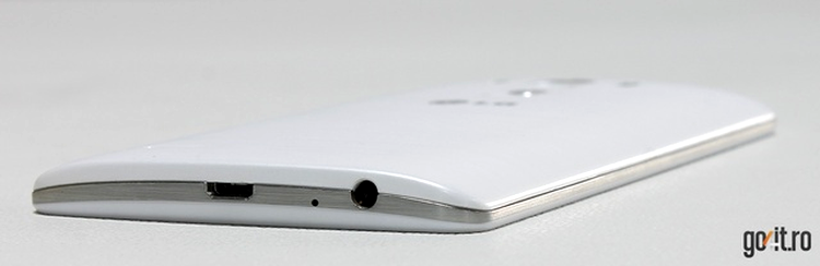 LG G3: un profil curbat ergonomic