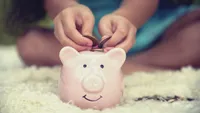 Statul oprește plata alocațiilor pentru copii. Zeci de familii rămân fără bani. Motivul invocat de stat
