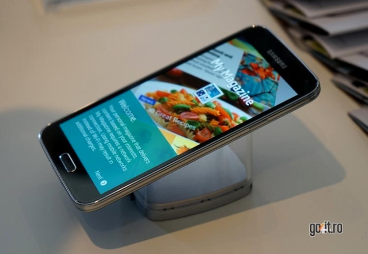 Telefonul Samsung Galaxy S5 a fost prezentat oficial în România