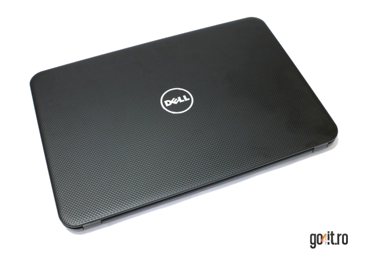 Dell Inspiron 3521 - un laptop accesibil, cu carcasă din plastic negru