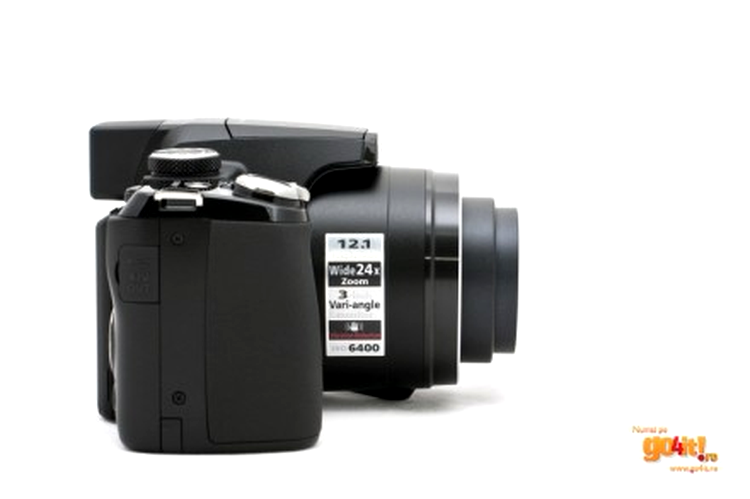 Nikon P90 - wide