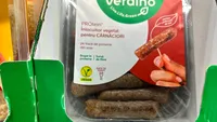 Cârnăciori de post, în Kaufland. Din ce sunt făcuți, de fapt! Românii îi consumă în această perioadă