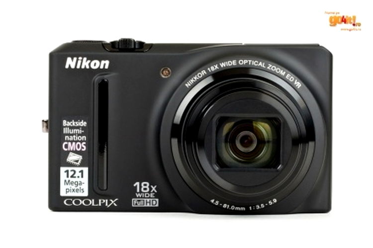 Nikon S9100 este disponibil în magazinele din România