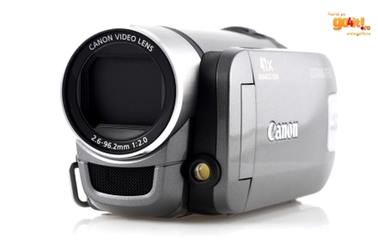 Legria FS307 - cea mai mică şi mai uşoară de la Canon