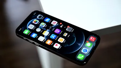 iPhone 13 ar putea fi primul telefon Apple cu senzor de amprentă sub ecran