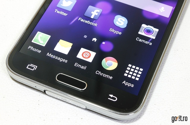Samsung Galaxy S5 - butonul Home cu senzor de amprente şi butoanele capacitive