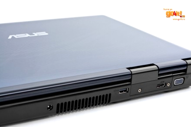 Asus F50 - iesirile video