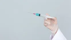 Scandal în New York: companie acuzată că vinde injecții cosmetice din țesuturi provenite de la cadavre
