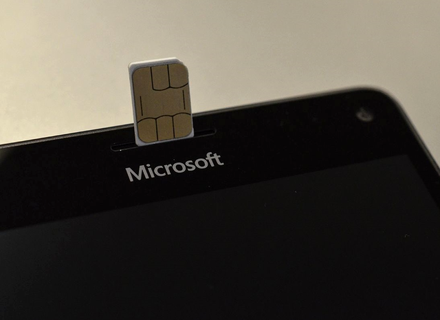 Microsoft va lansa propria cartelă SIM ce oferă dispozitivelor cu Windows 10 acces la internet LTE