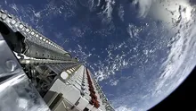 Aproape 500 de sateliți Starlink au ars în atmosfera Pământului. De ce sunt îngrijorați climatologii