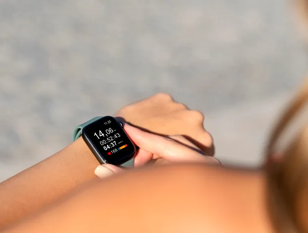 Modele de smartwatch-uri de la Samsung, Google și Apple ar putea rămâne în curând fără suport software. Lista completă