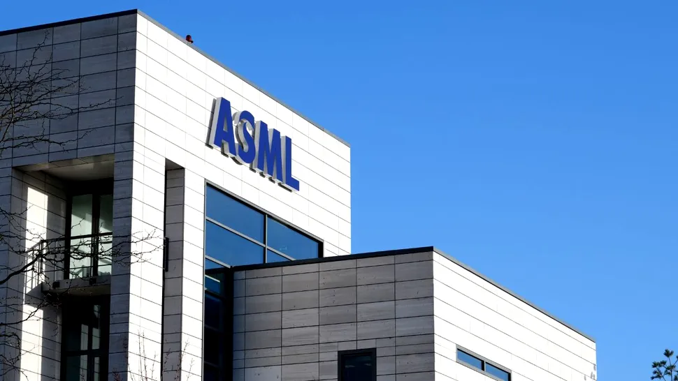 ASML crește puterea tehnologiei EUV și promite un salt major în producția de cipuri