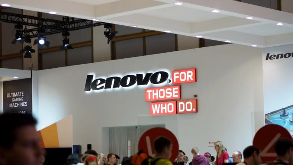 Lenovo negociază achiziţia diviziei de PC-uri Fujitsu