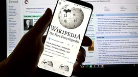 Wikipedia rămâne pe poziții și continuă să interzică editarea articolelor sale de către AI