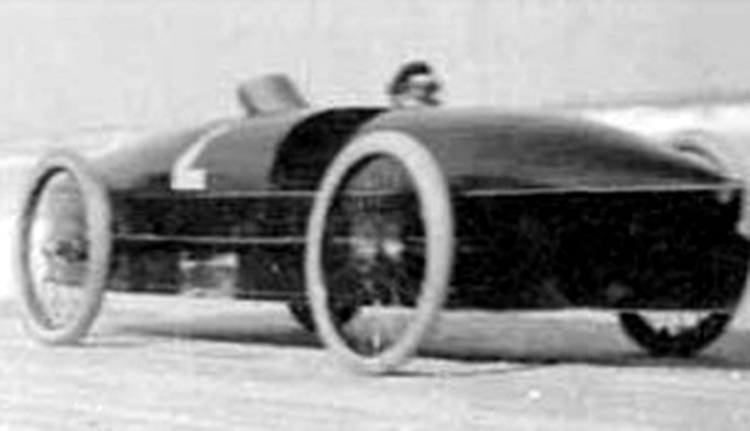 Vehiculul cu aburi de la 1906 ce încă deţine recordul de viteză