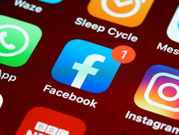 Facebook a picat în România, împreună cu alte servicii Meta. Probleme raportate și în alte țări