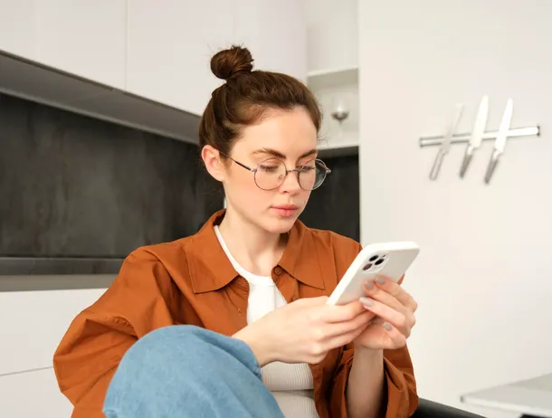 Sfatul unui profesor universitar pentru tineri: „Ștergeți aplicațiile de tip slot machine de pe telefon”. Ce titluri fac parte din această categorie?