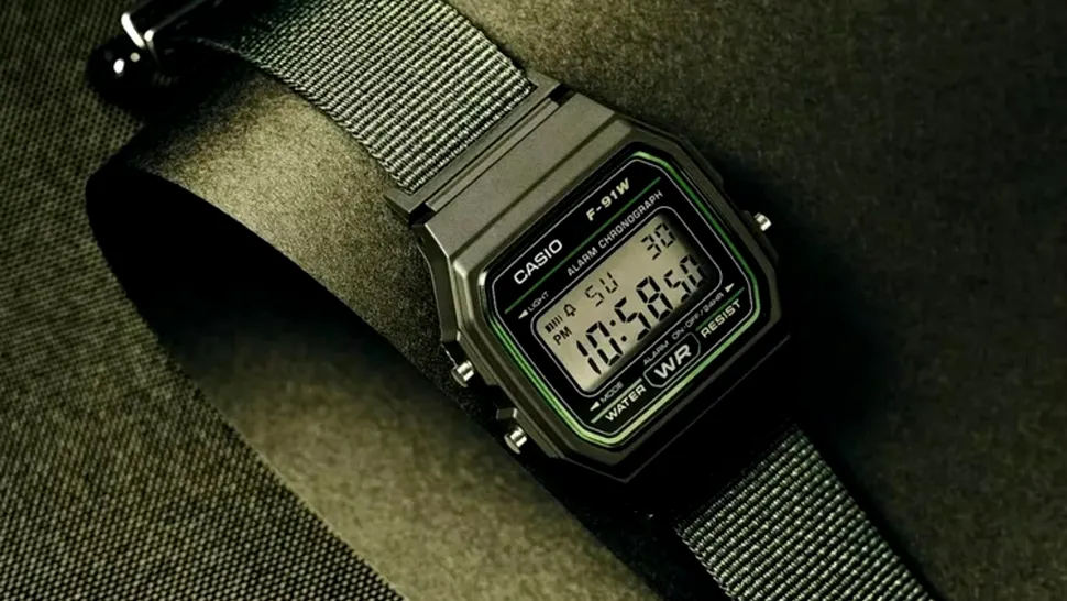 Casio lansează în Europa seria F-91WF cu curele textile din materiale reciclate, la un preț dublu față de modelul clasic