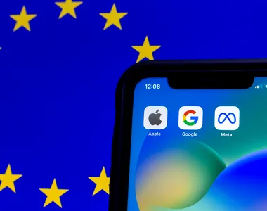 Pentru a se conforma legislației europene, Apple anunță noile politici pentru publicarea de aplicații via App Store în UE