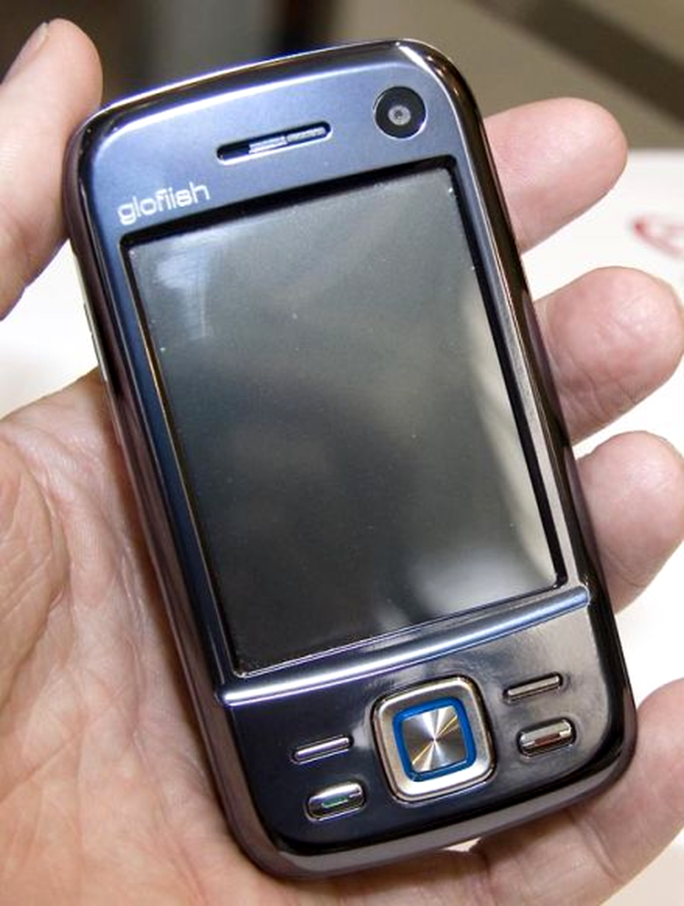 E-TEN Glofiish M810