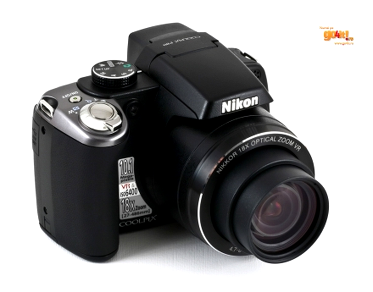 Nikon Coolpix P80 cu zoom optic 18x