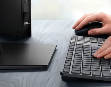 Dell a lansat o tastatură și un mouse care se încarcă în câteva secunde