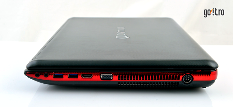 Toshiba Qosmio X870 