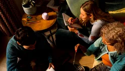 HomePod mini 2 vine cu Siri AI și un efect luminos nou. Cât costă boxa inteligentă Apple