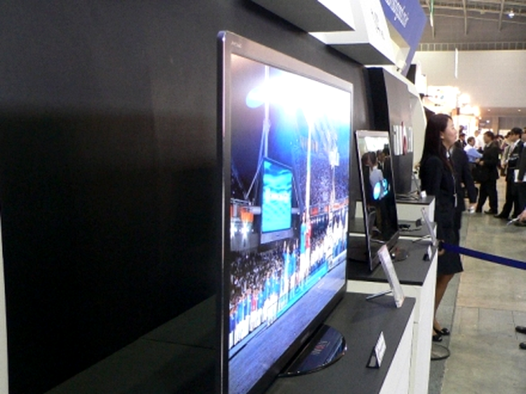 Primul OLED TV de 40