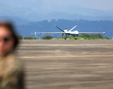 Inteligență artificială: O dronă militară și-a „ucis” operatorul într-un test
