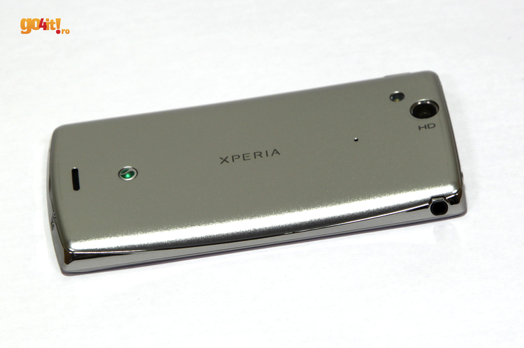 http://storage0.dms.go4it.ro/media/2/84/2012/8275149/2/xperia-arc-2.jpg