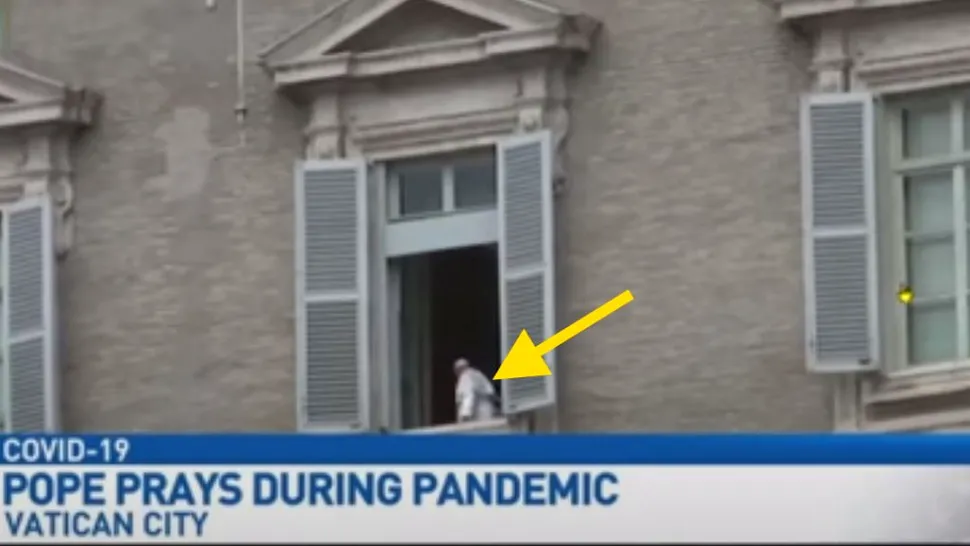 Unii oameni cred că papa Francisc a fost înlocuit cu o hologramă, pe 13 aprilie - VIDEO