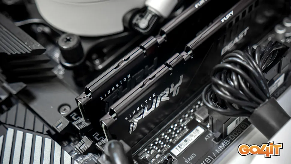 Kit Kingston Fury Beast DDR5 32 GB-5600CL36: memorii compatibile cu EXPO de la AMD