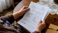 Misterul celor 17 ani de muncă ai unei pensionare: de ce nu i-au fost recunoscuți