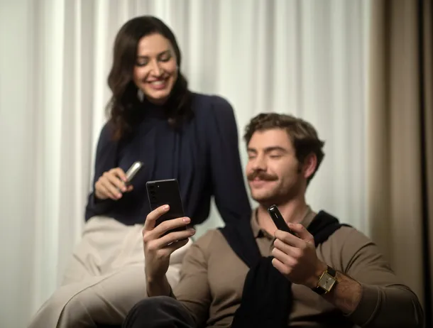 Când designul se îmbină cu experiența de utilizare, apare noul Ploom AURA