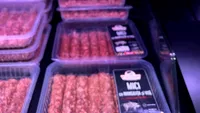 Din ce sunt făcuți cei mai scumpi mici din România. Costă 46 lei/kg în LIDL