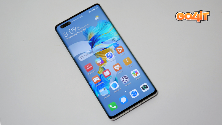 Huawei Mate 40 Pro front