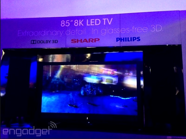 Sharp prezintă primul televizor 8K pe care putem viziona filme 3D fără să avem nevoie de ochelari