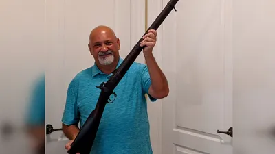 Un bărbat care a cumpărat o armă din 1863 a făcut o descoperire neașteptată în interior
