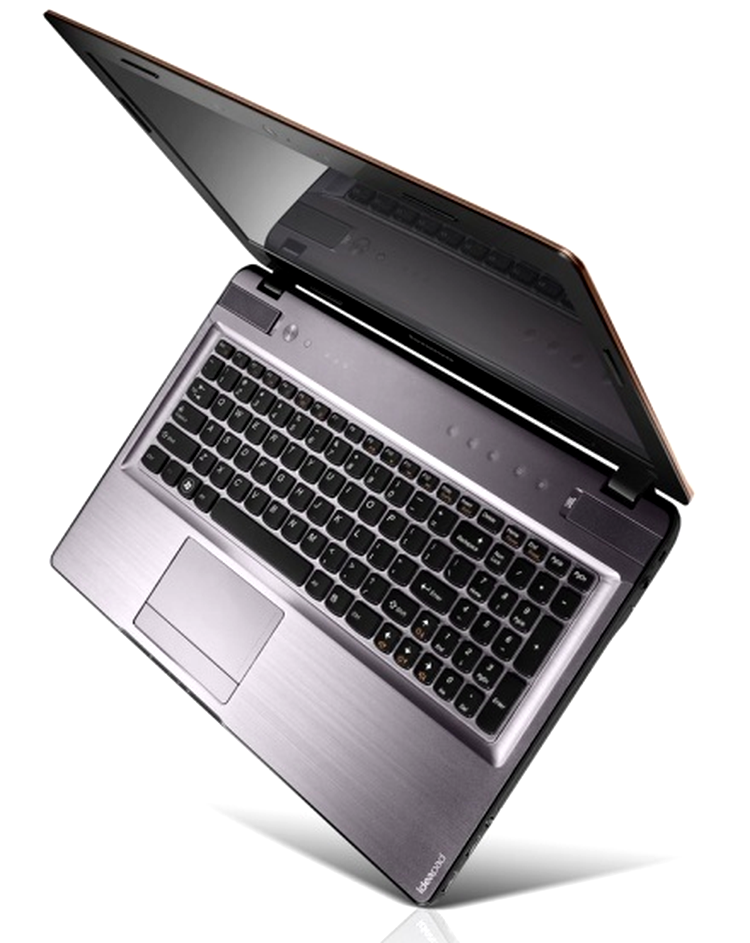 Lenovo IdeaPad Y570 - un laptop multimedia foarte capabil