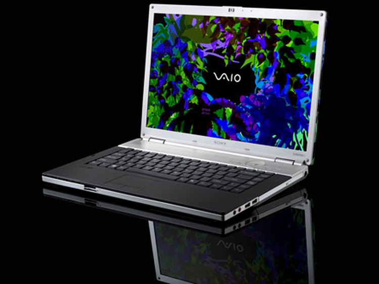 Sony VAIO Graphic Splash Maya Hayuk Edition