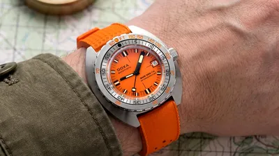 DOXA lansează SUB 300 Ti5. Noul ceas din titan rezistă la 300 de metri și are o versiune cu cadran complet luminos