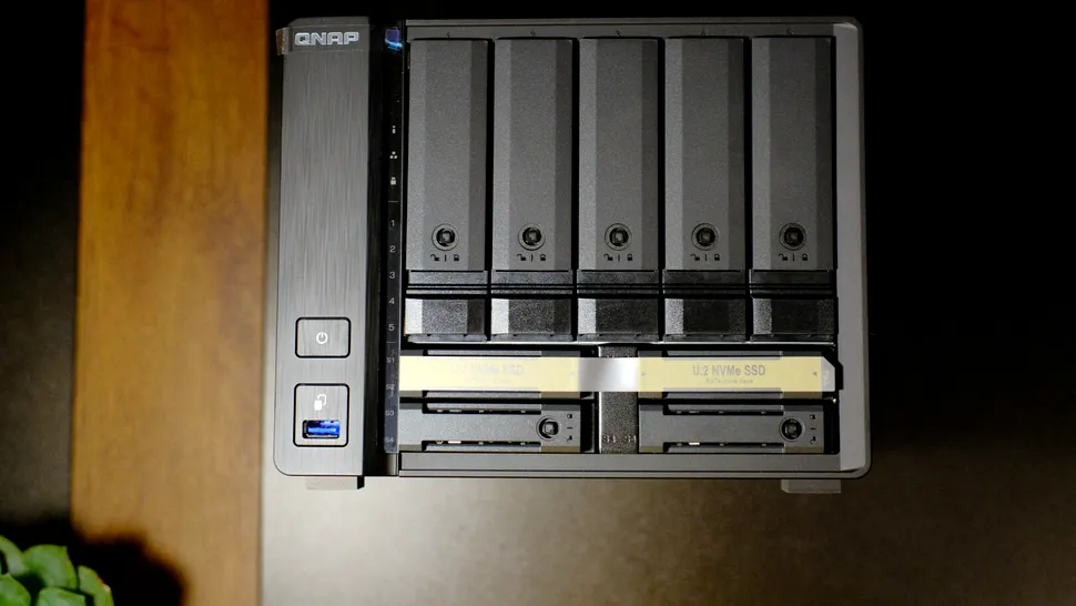 Review QNAP TS-h973AX – NAS-ul, centrul de comandă pentru jocuri și divertisment