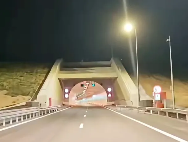 VIDEO: Premieră pe autostrada Sibiu-Pitești – Tunelul Curtea de Argeș este dotat cu peste 2.500 de senzori și puncte de monitorizare