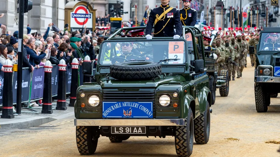 Armata britanică retrage flota de Land Rover după 70 de ani