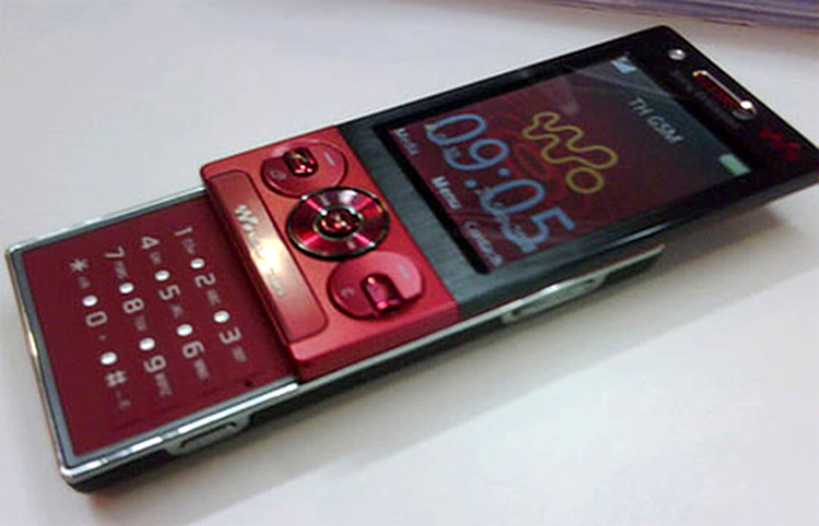 Sony Ericsson W705 