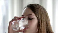 Câte pahare de apă trebuie să bei în fiecare zi, pentru a-ți regla glicemia