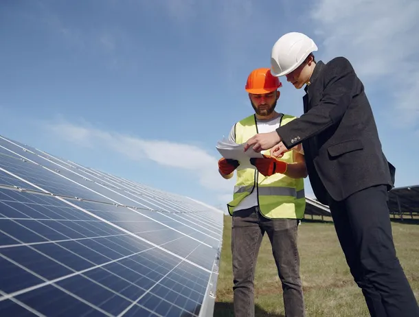 Emisii reduse cu 88% după 1990: Cum reușește România să crească rapid economic fără a polua masiv mediul? – analiză The Guardian