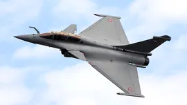 Franța va furniza Ucrainei 16 avioane de vânătoare Rafale și licențe pentru rachete