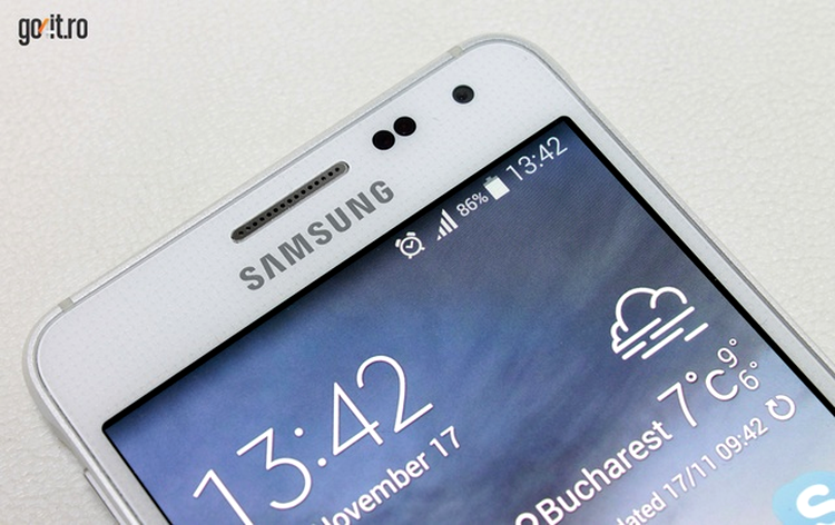 Samsung Galaxy Alpha: un ecran AMOLED bun cu o rezoluţie prea mică